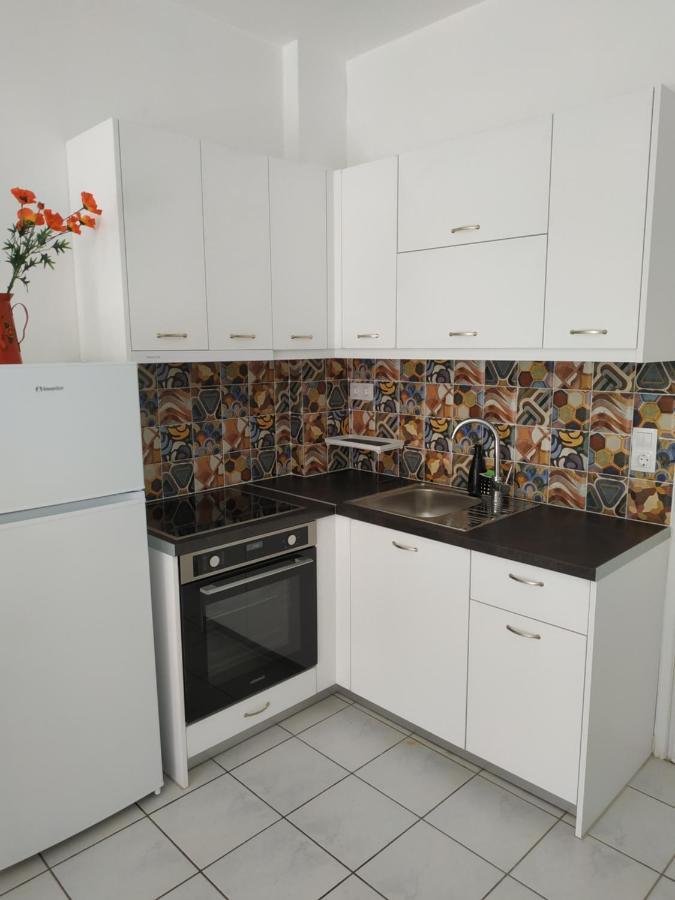 Livadi Apartments 플라키아스 외부 사진