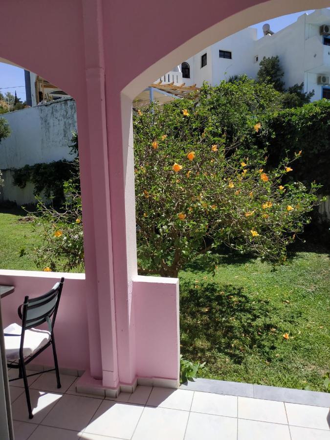 Livadi Apartments 플라키아스 외부 사진
